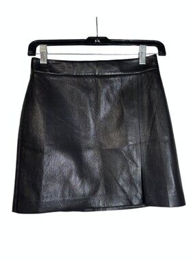 Wilfred Aritzia Mini Faux Leather Skirt Black Pleated Size 2 Slit